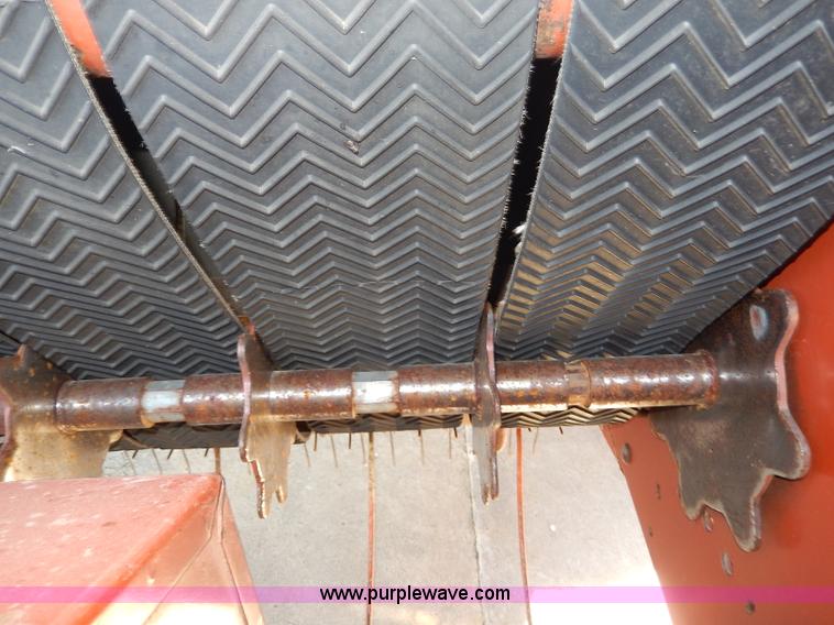 image for item H9749 Hesston 565A round baler