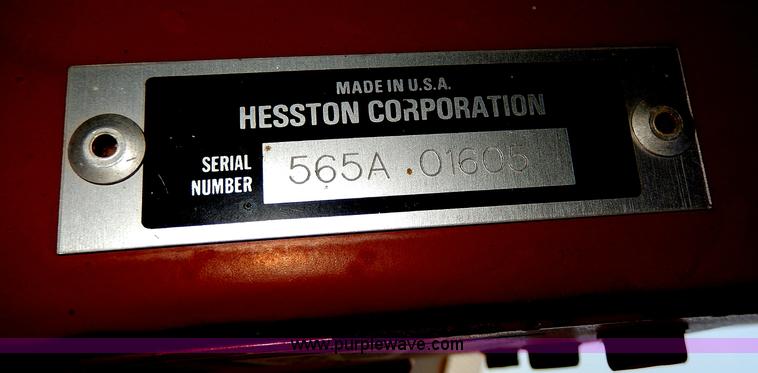 image for item H9749 Hesston 565A round baler