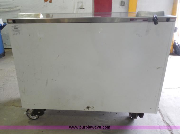 image for item I1437 Snap On Limited Edition toolbox and tools