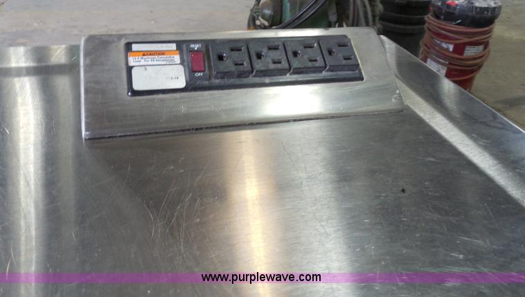 image for item I1437 Snap On Limited Edition toolbox and tools