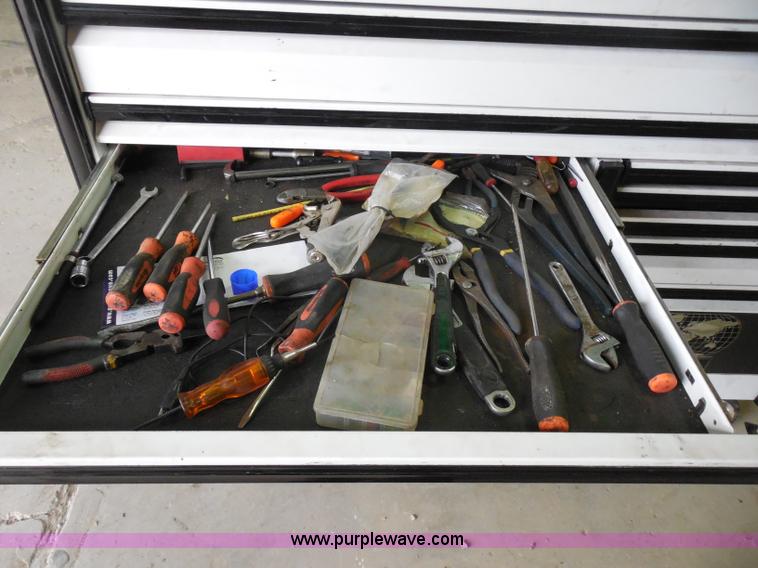 image for item I1437 Snap On Limited Edition toolbox and tools