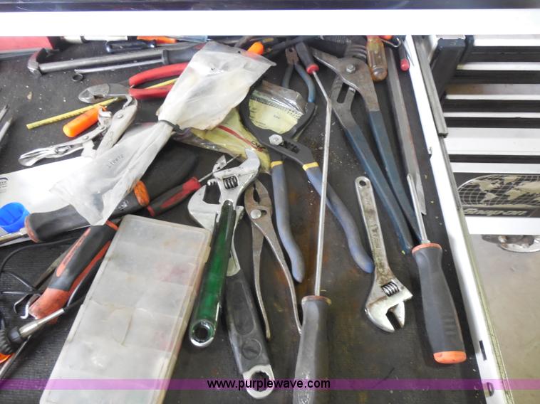 image for item I1437 Snap On Limited Edition toolbox and tools