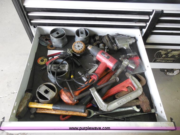 image for item I1437 Snap On Limited Edition toolbox and tools