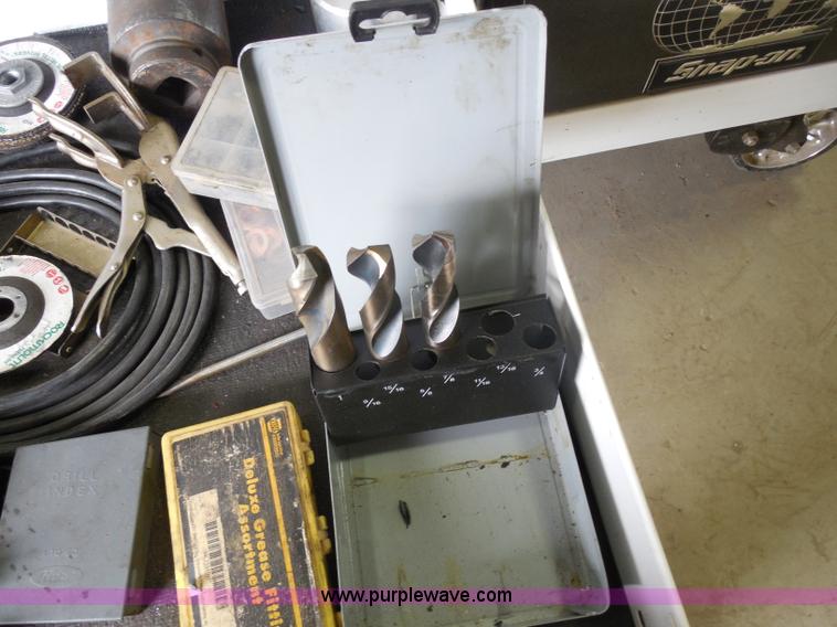 image for item I1437 Snap On Limited Edition toolbox and tools