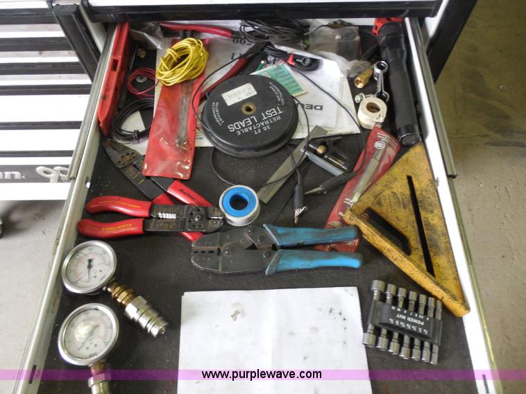 image for item I1437 Snap On Limited Edition toolbox and tools