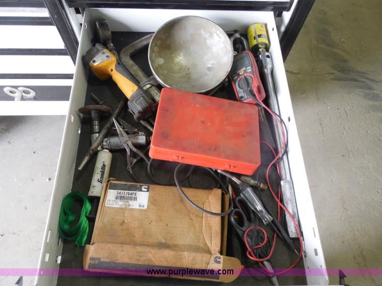 image for item I1437 Snap On Limited Edition toolbox and tools