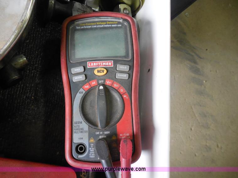 image for item I1437 Snap On Limited Edition toolbox and tools