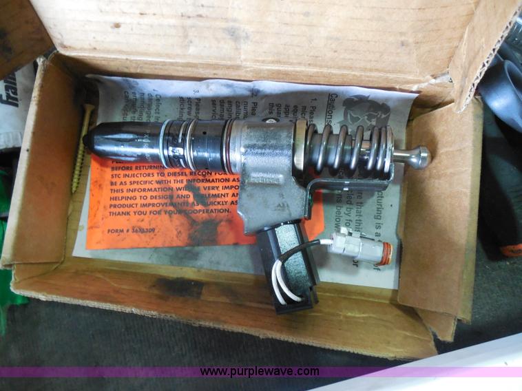 image for item I1437 Snap On Limited Edition toolbox and tools