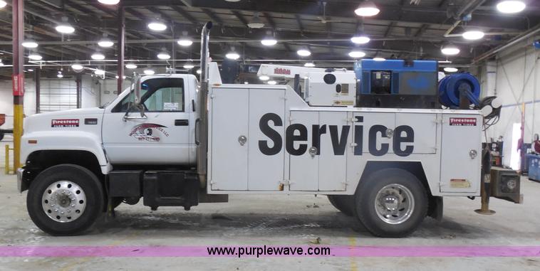 image for item I1490 1999 GMC C7500 service truck