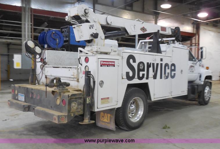 image for item I1490 1999 GMC C7500 service truck