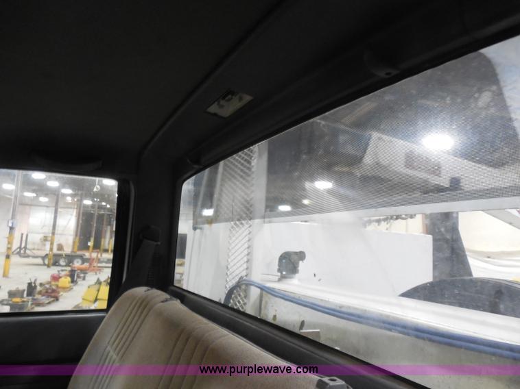 image for item I1490 1999 GMC C7500 service truck