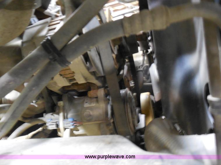 image for item I1490 1999 GMC C7500 service truck