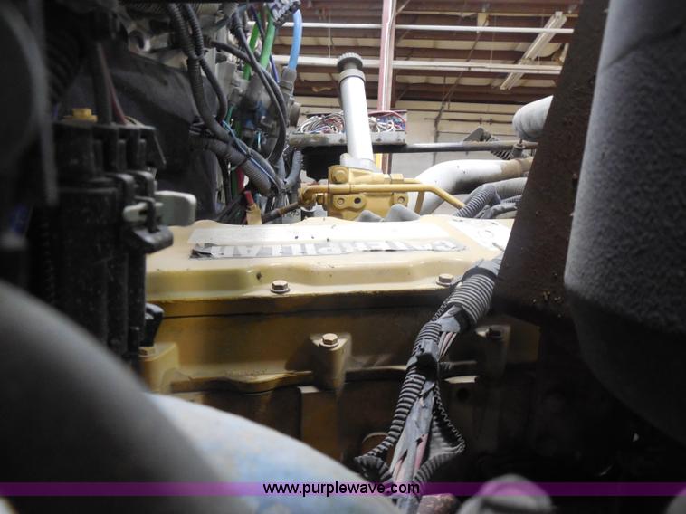 image for item I1490 1999 GMC C7500 service truck