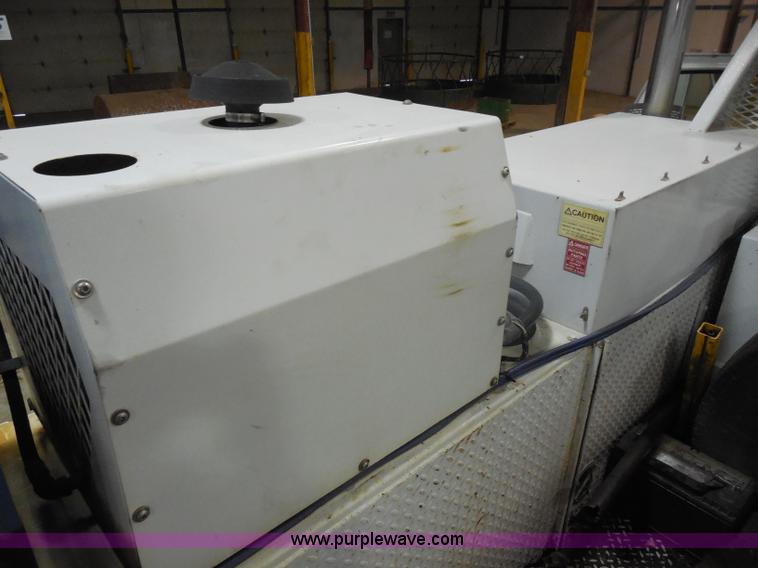 image for item I1490 1999 GMC C7500 service truck