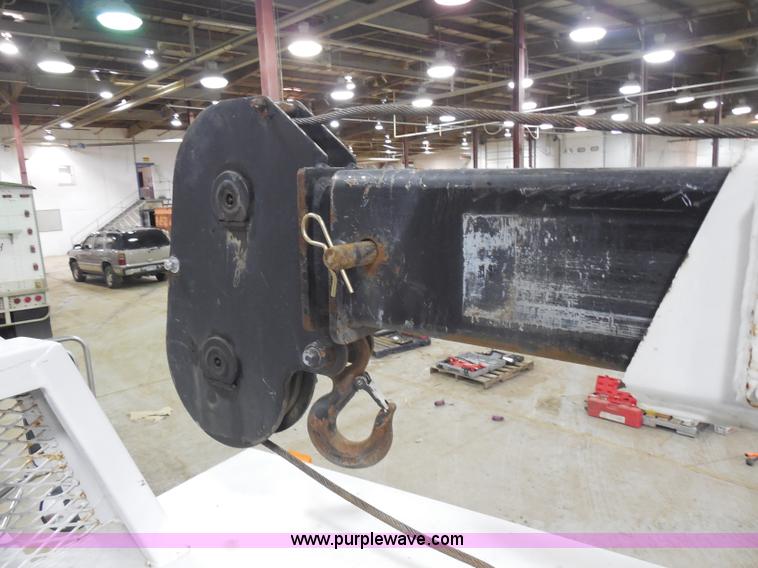 image for item I1490 1999 GMC C7500 service truck