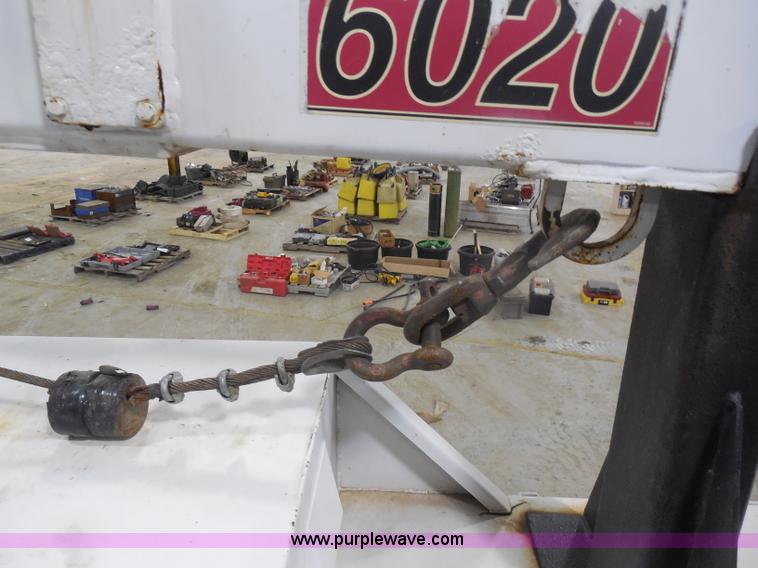 image for item I1490 1999 GMC C7500 service truck