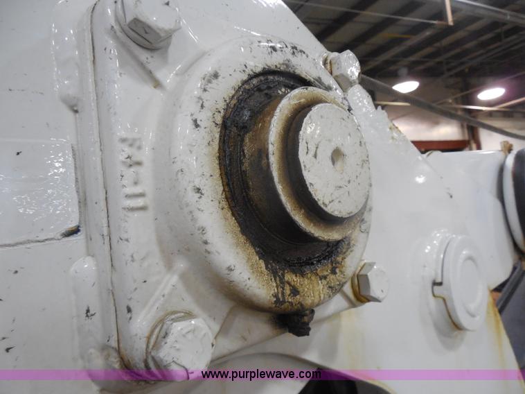 image for item I1490 1999 GMC C7500 service truck