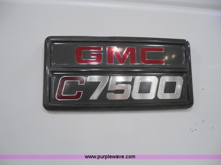image for item I1490 1999 GMC C7500 service truck