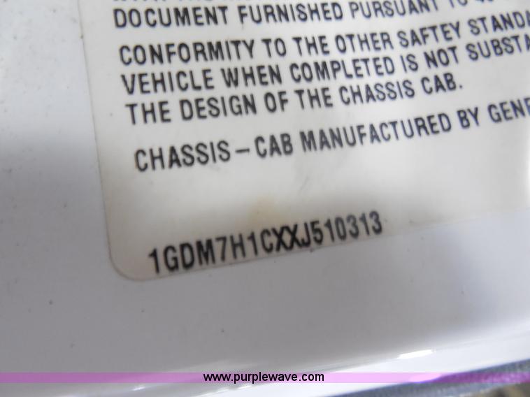 image for item I1490 1999 GMC C7500 service truck