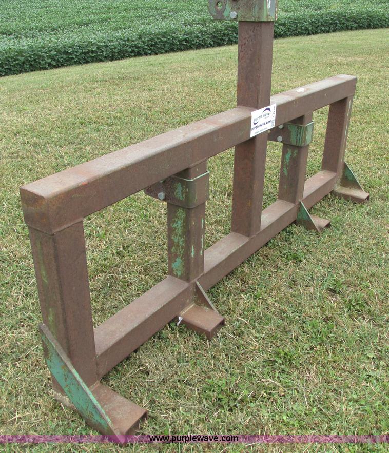 image for item I4245 Three point hay forks