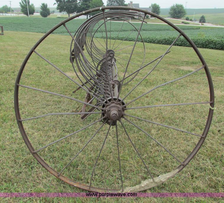 image for item I4246 Hay rake