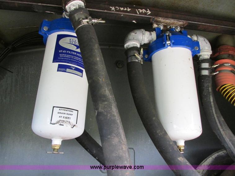 image for item I4249 1994 Ford LN8000 fuel truck