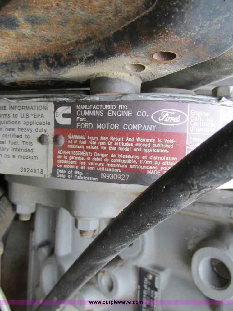 image for item I4249 1994 Ford LN8000 fuel truck