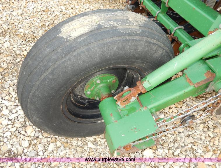 image for item I4298 Great Plains Solid Stand 20 drill