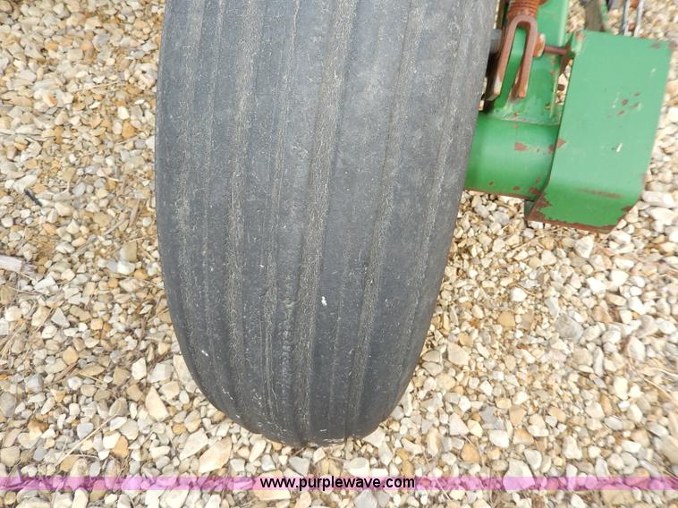 image for item I4298 Great Plains Solid Stand 20 drill