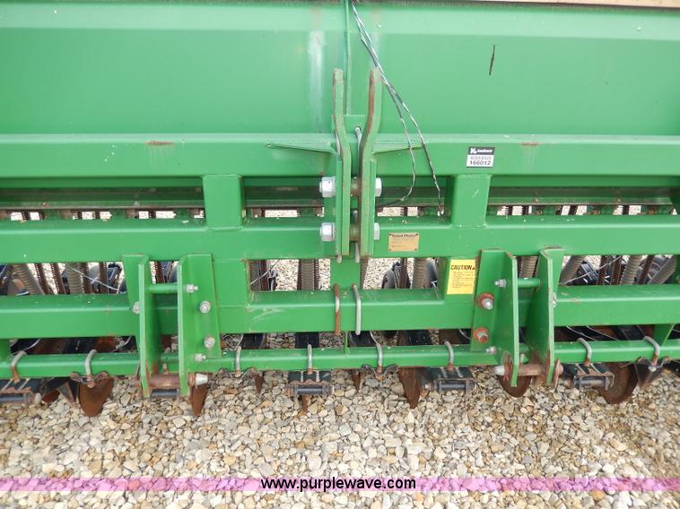 image for item I4298 Great Plains Solid Stand 20 drill