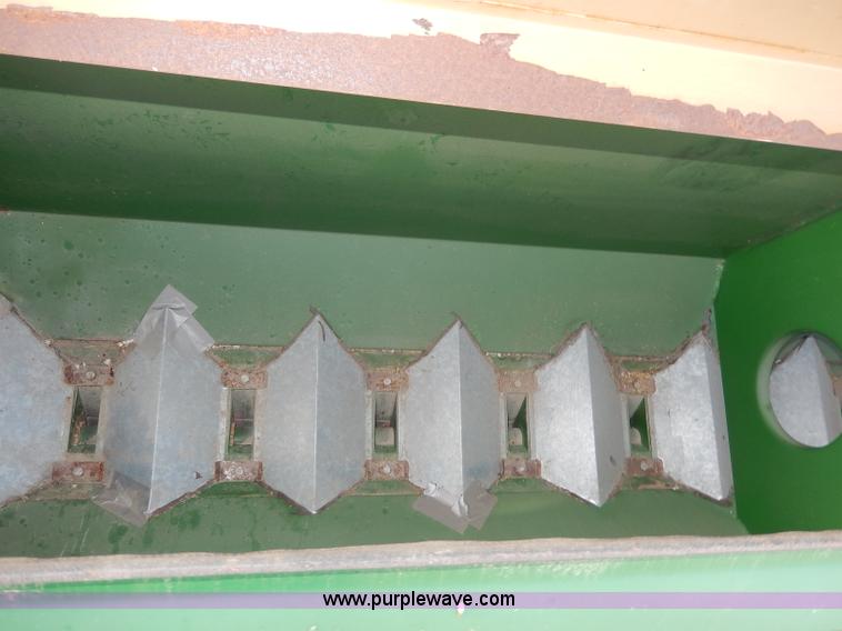 image for item I4298 Great Plains Solid Stand 20 drill