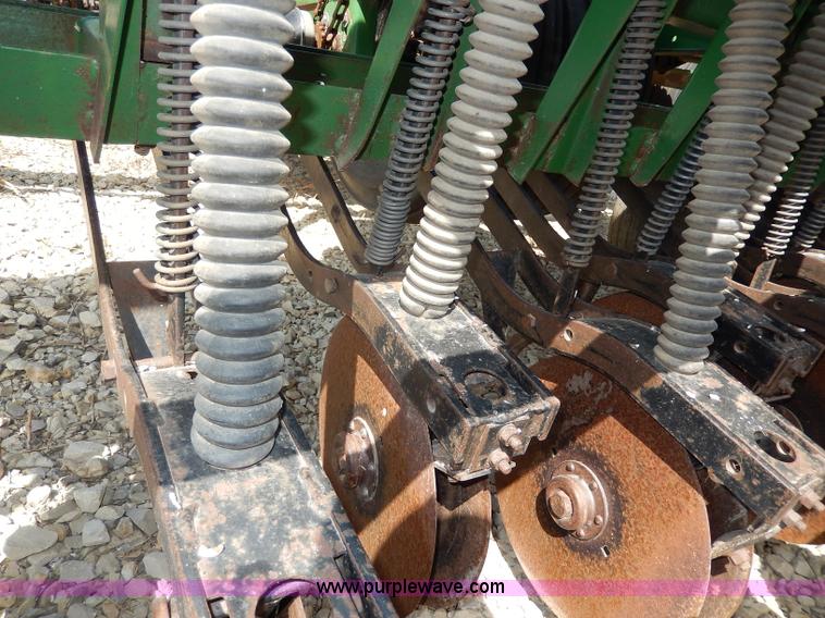 image for item I4331 Great Plains 450881-DDR 30' folding drill