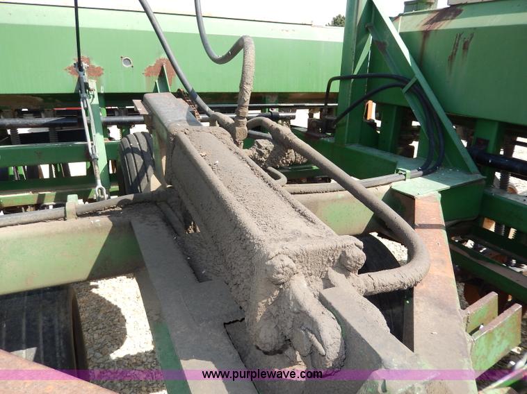 image for item I4331 Great Plains 450881-DDR 30' folding drill