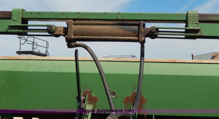 image for item I4331 Great Plains 450881-DDR 30' folding drill