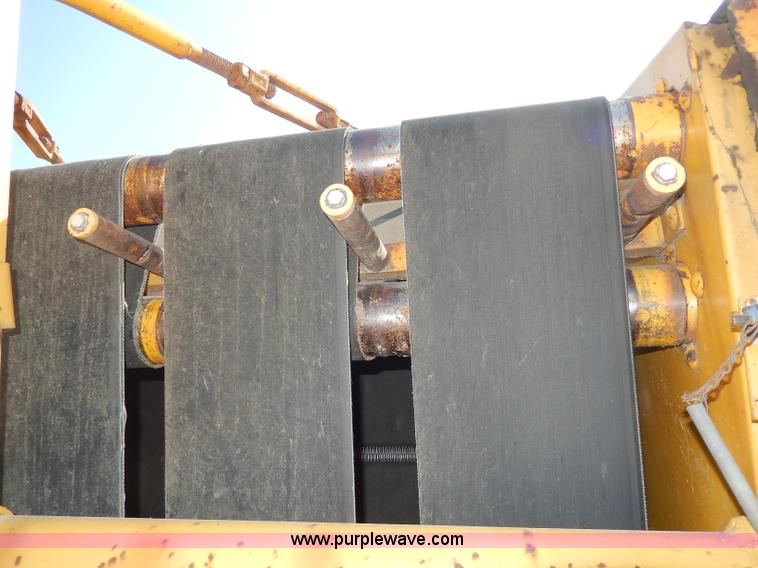 image for item I4363 Vermeer 605F round baler