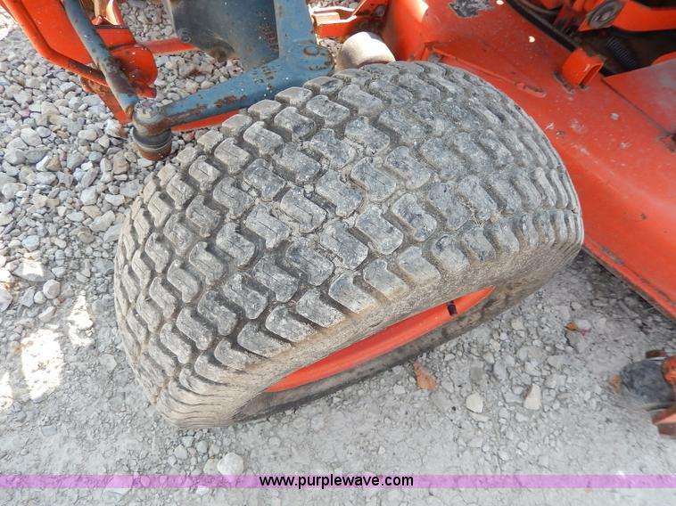 image for item I4364 Kubota B1550 tractor