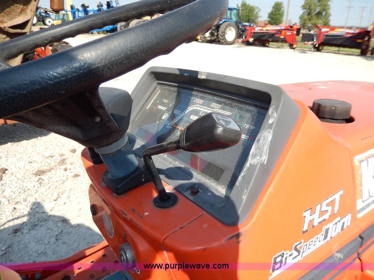 image for item I4364 Kubota B1550 tractor