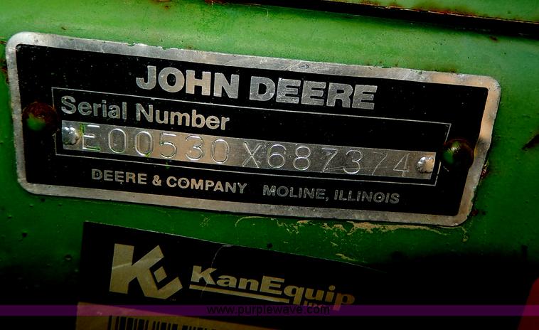 image for item I4368 John Deere 530 round baler