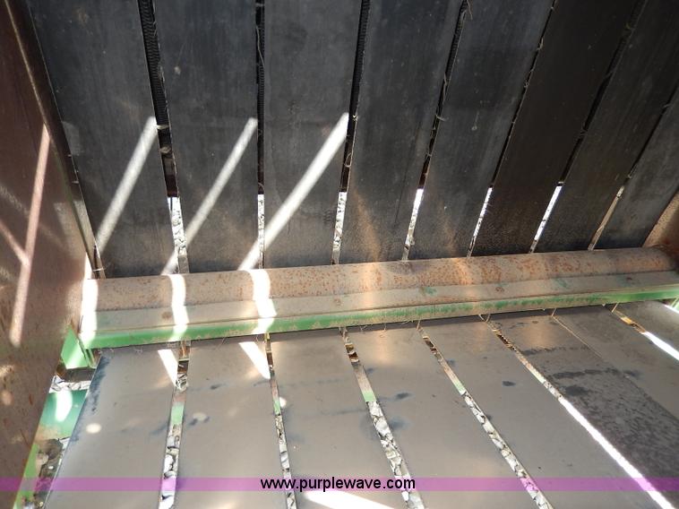 image for item I4368 John Deere 530 round baler