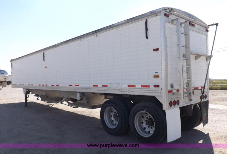 image for item I7594 2007 Timpte Super Hopper grain trailer