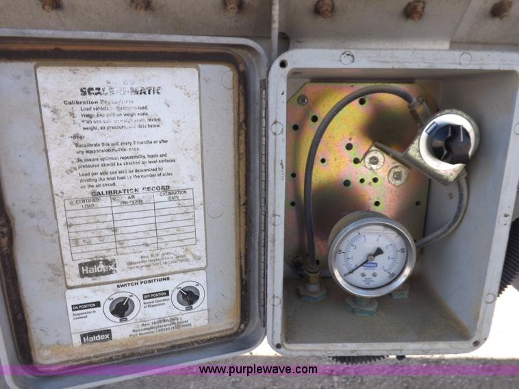 image for item I7594 2007 Timpte Super Hopper grain trailer