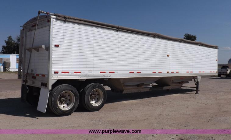 image for item I7595 2007 Timpte Super Hopper grain trailer