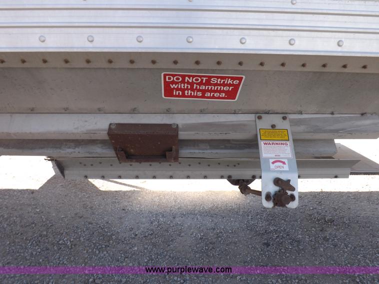 image for item I7595 2007 Timpte Super Hopper grain trailer