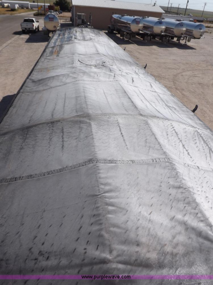 image for item I7595 2007 Timpte Super Hopper grain trailer