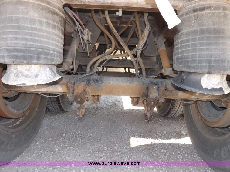 image for item I7595 2007 Timpte Super Hopper grain trailer