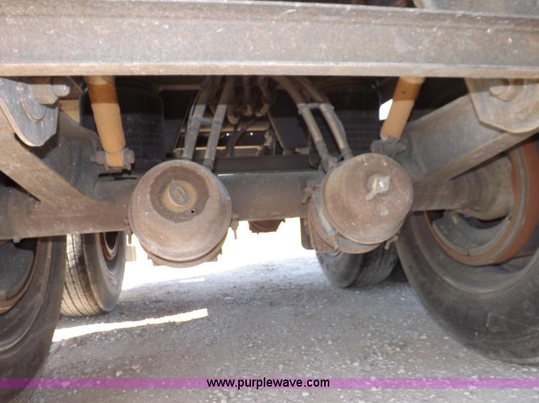 image for item I7595 2007 Timpte Super Hopper grain trailer