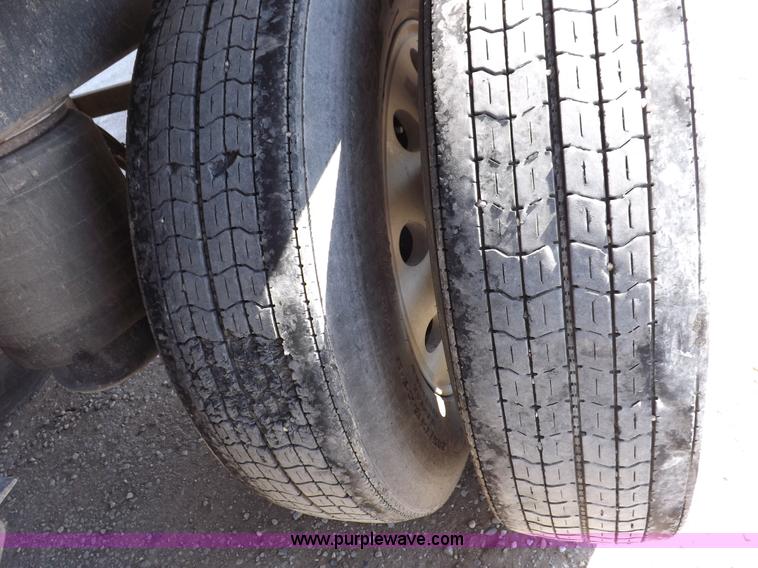 image for item I7595 2007 Timpte Super Hopper grain trailer