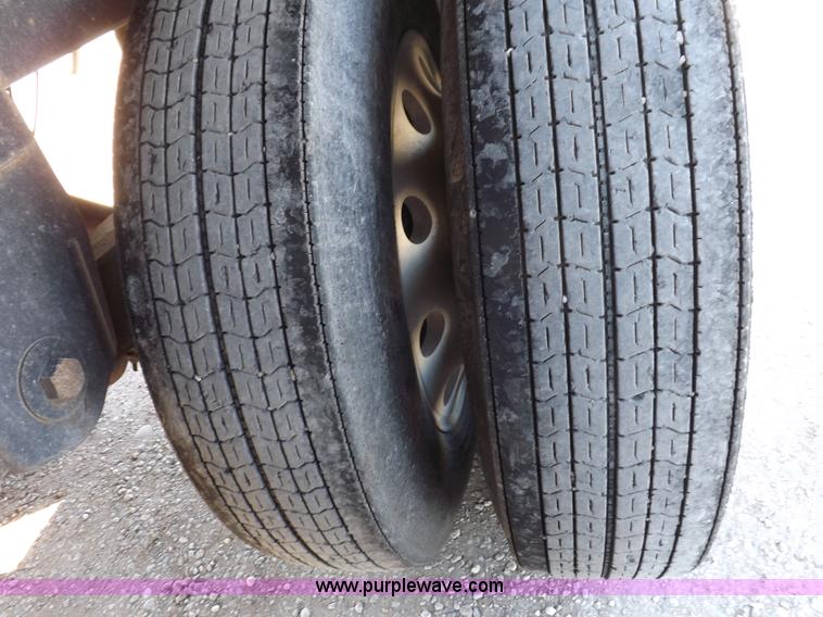 image for item I7595 2007 Timpte Super Hopper grain trailer