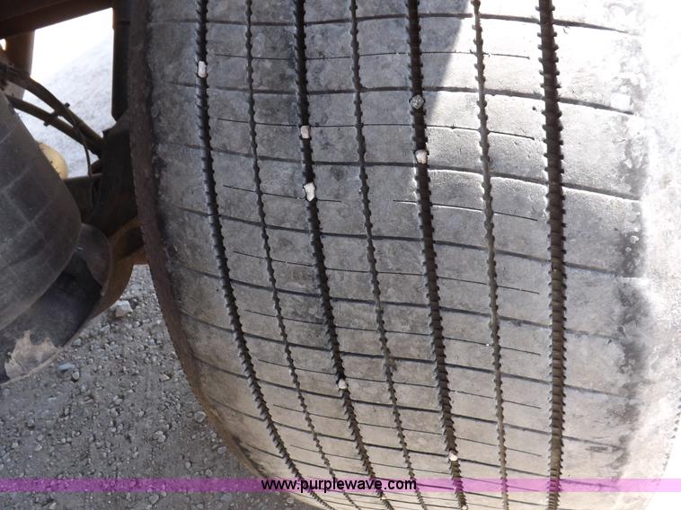 image for item I7596 2008 Timpte Super Hopper grain trailer