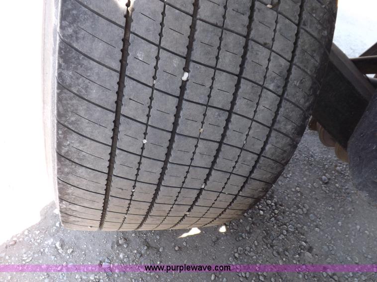 image for item I7596 2008 Timpte Super Hopper grain trailer